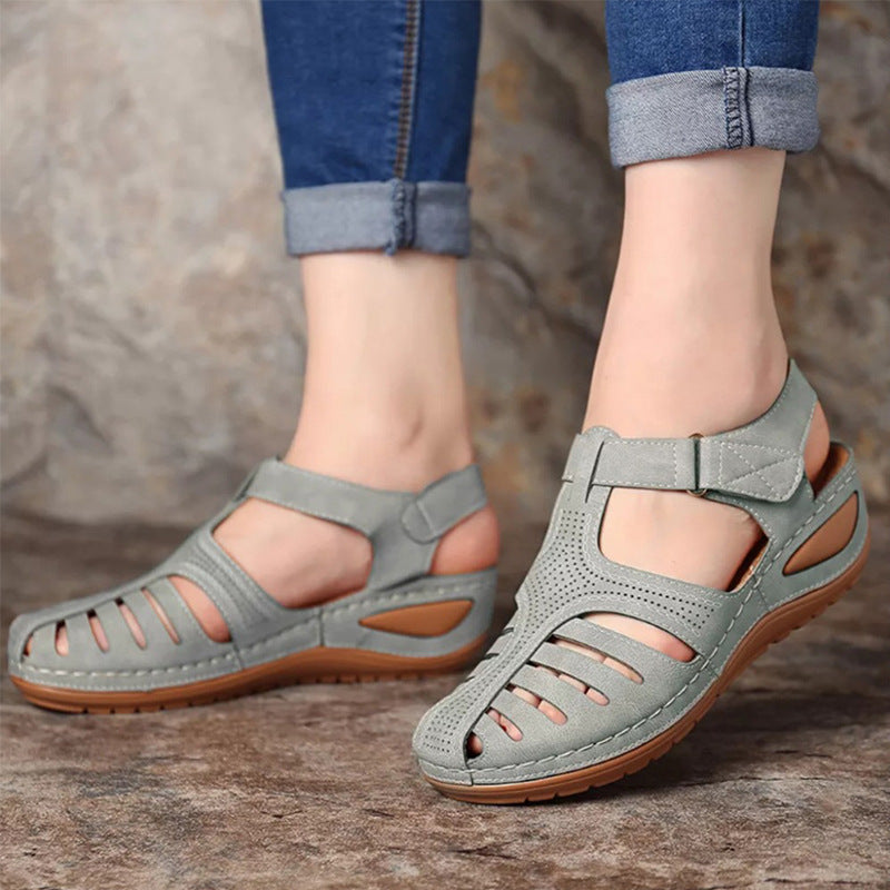 Women's Plus Size Retro Sandals - adorables